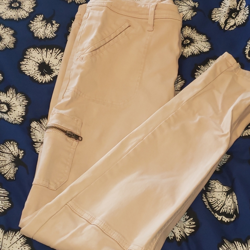 Mossimo mid-rise jegging in pale peach 🍑